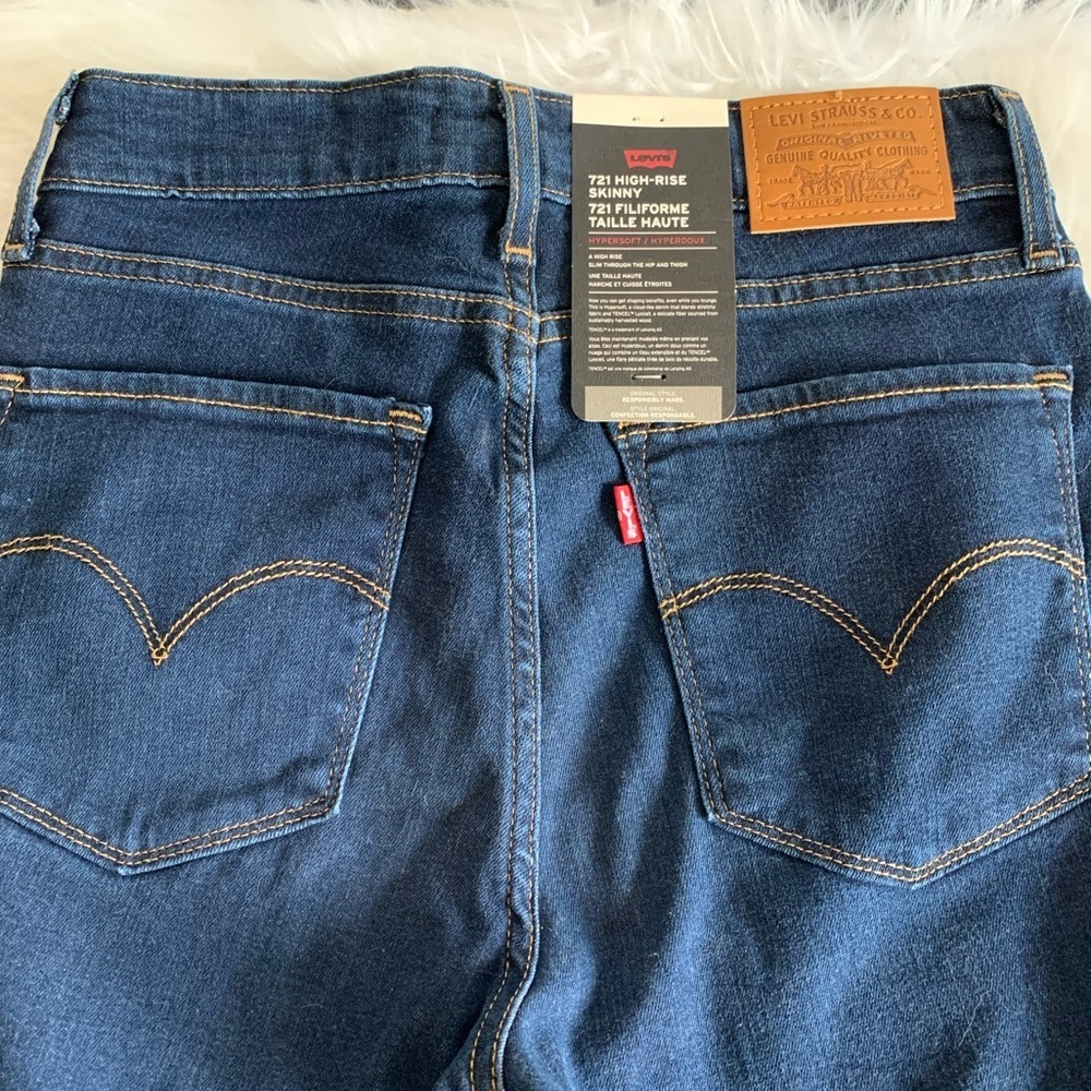 Levi's High Rise Women's Jeans - Dark Blue - Picture 6 of 7